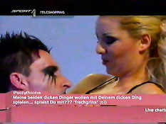 Блондинка Cheyenne Lacroix трахается с мужиком на его мотоцикле