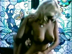 Горячий ретро секс с красивой сисястой блондинкой Brigitte Lahaie