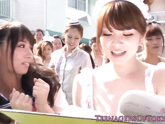 Развратные японские девки в сексуальных нарядах затрахали парня