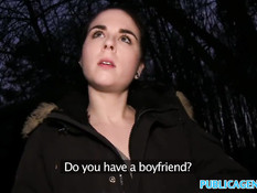 Парень снял за деньги и оттрахал на улице девушку Amber Nevada