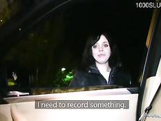 Ночью он снял на улице славянскую шлюху и отымел в своём авто