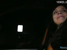 Ночью он снял на улице славянскую шлюху и отымел в своём авто