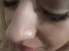 Поставил раком и отодрал молодую блондинку с тату Veronica Dean