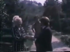 Блондинка и брюнетка занимаются анальным и вагинальным сексом