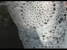 Включил камеру, задрал девчонке платье и оттрахал в позе раком