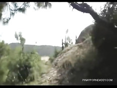 Включил камеру, задрал девчонке платье и оттрахал в позе раком