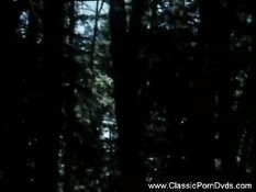 Девки занимались лесби сексом на сеновале и ебались с парнями