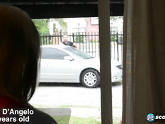 Пожилую блондинку Sally D\'Angelo смогли удовлетворить два парня