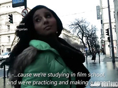 Девушка Ria Rodrigez согласилась трахаться в самом центре города