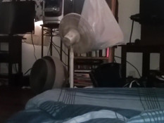 Девка с большой грудью отсосала и села на член волосатой пиздой