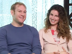 Пары принимающие участие в свинг шоу рассказали о впечатлениях