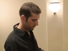 Пары поселили на большой вилле для участия в TV шоу свингеров