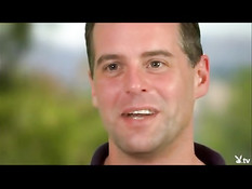 Пары собираются на вилле, чтобы участвовать в секс шоу свингеров