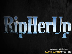 Парню пришлось отыметь во все дыры недоступную русскую девку