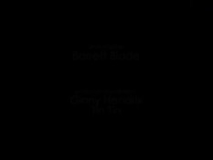 Блондинка с большой грудью Alyssa Lynn ебётся с молодым парнем