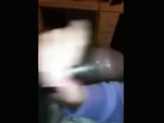 Сделала глубокий минет чёрному мужику и подрочила большой хуй