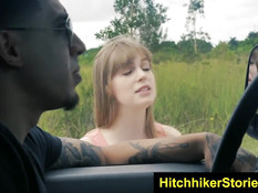 Водитель связал девку Dolly Leigh и отымел в своём микроавтобусе