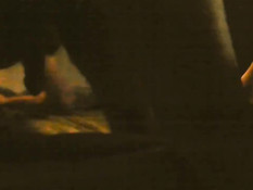 Поставил раком покорного голубого приятеля и засадил член в зад