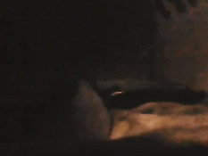 Поставил раком покорного голубого приятеля и засадил член в зад