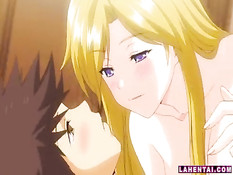 Соблазнительная хентай блондинка с большой грудью села на член