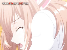 Он раздел грудастую аниме студентку и оттрахал в спортивном зале