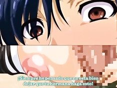 Сиськастая аниме брюнетка отсасывает член сидящему на стуле парню