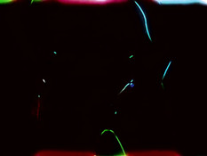 Азиатский транссексуал снял свои розовые легинсы и подрочил член