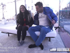 Он снял грудастую студентку Dolly Diore и оттрахал в мокрую киску