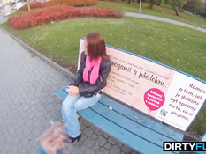 Снял рыжую славянскую девку и оттрахал возле железной дороги