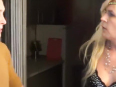 Парень оттрахал пожилую блондинку из Германии и залил спермой