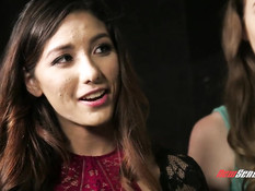 Лесби девки Melody Wylde и Tali Dova ебут друг дружку игрушками