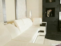 Отлизал клитор горячей русской девке и оттрахал во все отверстия