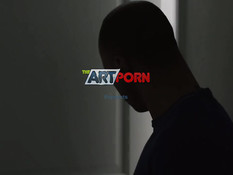 Снял с красивой подруги новое платье и отодрал в выбритую киску