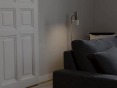 Молодые блондинка и шатенка ласкали друг дружку и ебались с парнем