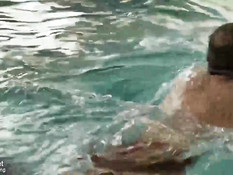 Красивая грудастая блондинка трахается со своим пожилым любовником