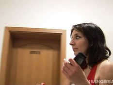 Большая мега вечеринка чешских свингеров в городе Праге часть 12 - 1