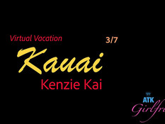 Юная блондиночка натёрла пенис приятеля маслом и подрочила ногами