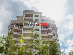 Две горячие русские девчонки соблазнили бойфренда на секс втроём