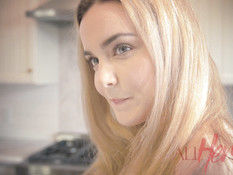 Трём возбуждённым сиськастым лесбиянкам захотелось заняться сексом