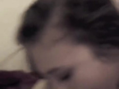 Он сделал фистинг своей сиськастой девушке и вылизал розовую киску