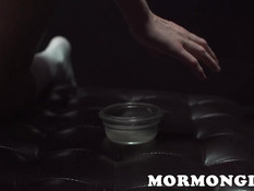 Нежный лесбийский секс двух молодых подруг блондинки и шатенки