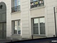 Длинноногая француженка приехала в лес чтобы потрахаться с парнем