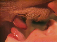 Сисястая брюнетка сделала минет и отымела любовника в позе наездницы