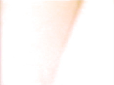 Три развратные девки отсасывали член и трахались с мужчиной в очках