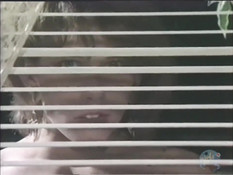 Мужчина сделал куннилингус азиатской любовнице и отымел её на диване