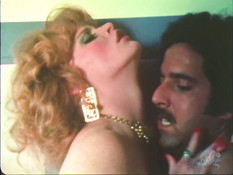 Секретарша в чёрном нижнем белье предложила боссу заняться сексом