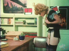 Секретарша в чёрном нижнем белье предложила боссу заняться сексом