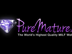 Грудастая рыжая девушка с татуировками отпердолена в киску и анал