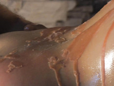 Полил горячим воском молодую русскую секс рабыню и отодрал рачком