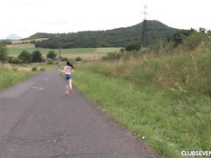 Двое парней поймали в саду худую тёлочку и отодрали её в бритую писю